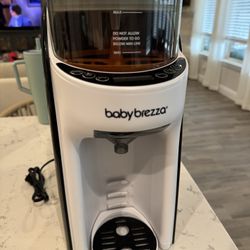 Baby Brezza Formula Pro Advanced Formula Dispenser