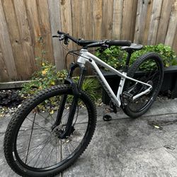 2020 Specialized Fuse Comp 29 Mountain Bike Mtb