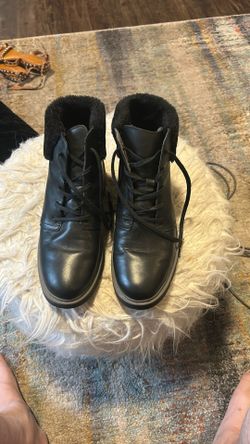 Clark’s Ladies Boots