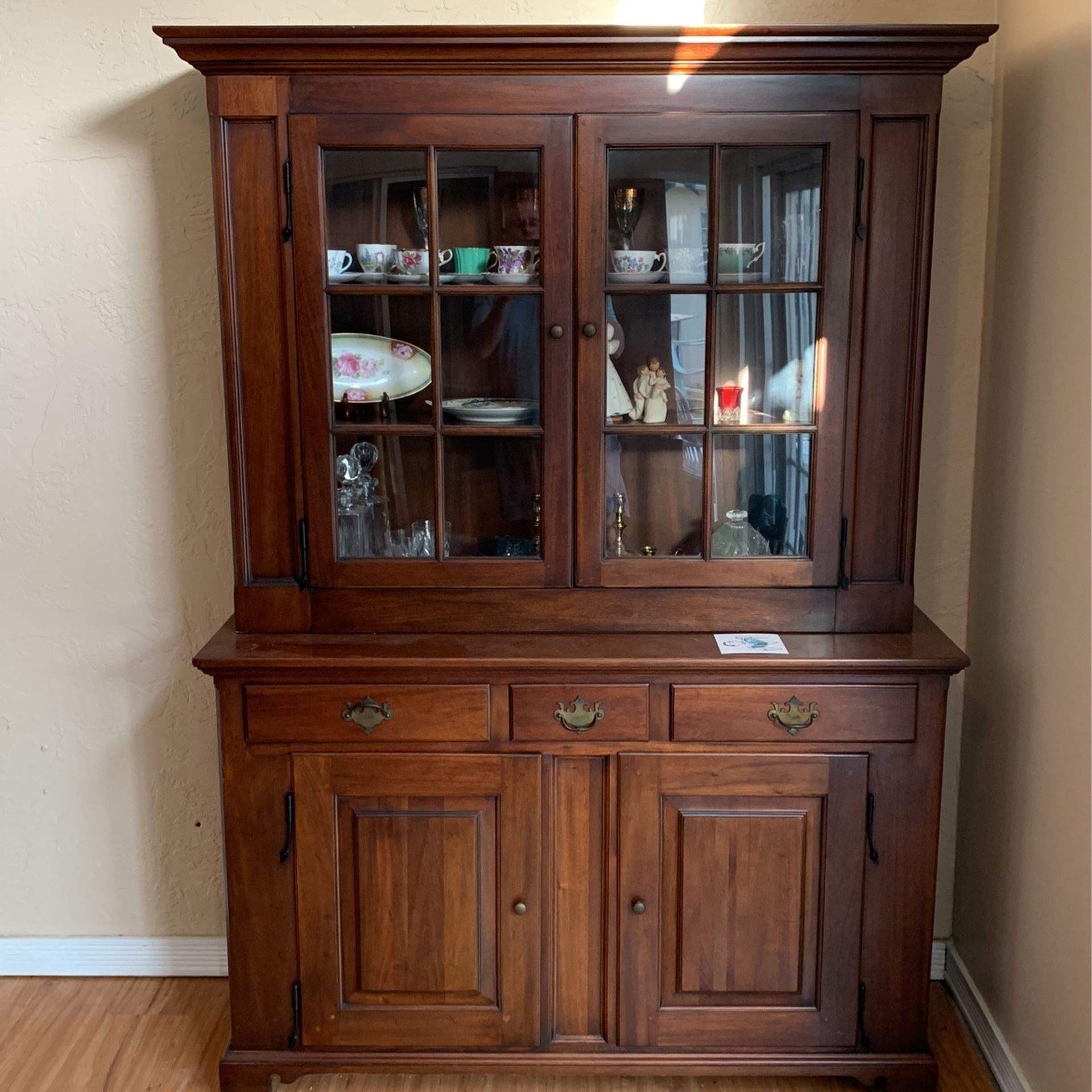 China Cabinet 