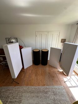 GIK acoustics bass / tube traps