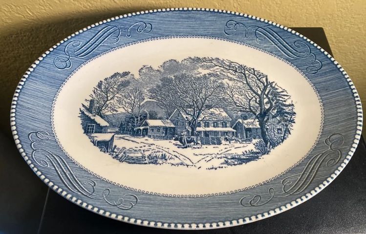 CURRlER & IVES OLD Inn Winter Platter