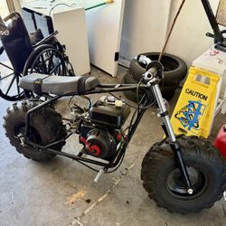 Coleman Mini bike 212cc Preditor 
