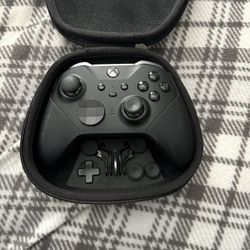 Xbox Elite Series 2 Controller