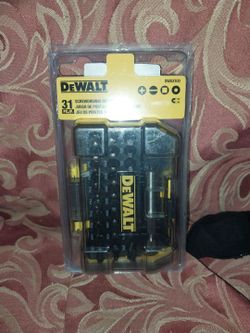 DeWALT 31pc screwdrivering