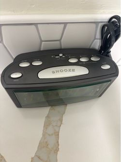 General Electric AM/FM RADIO IR Work perfect RAREL USED