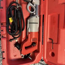 MILWAUKEE 3107-6 1/2" D-HANDLE RIGHT ANGLE DRILL KIT