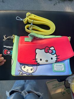 Hello kitty purse loungefly