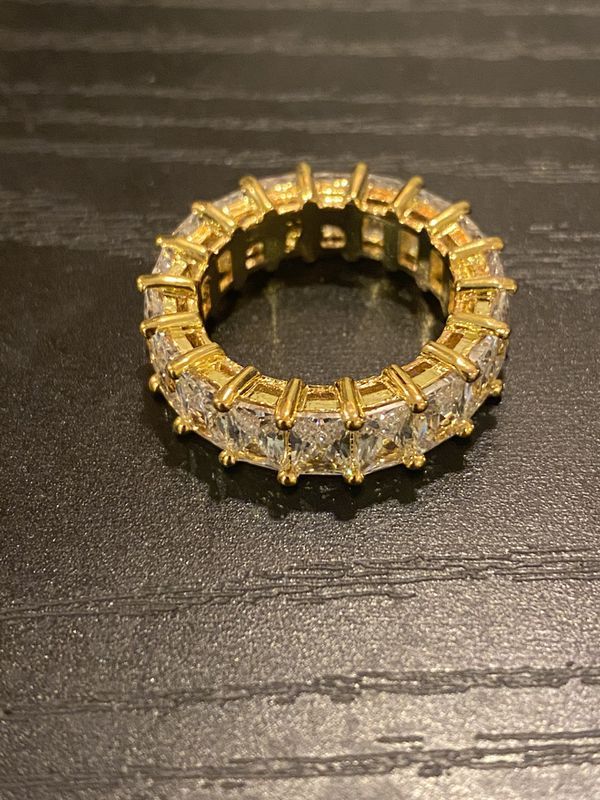 Unisex 18K Gold plated Engagement Ring — Code BGA47