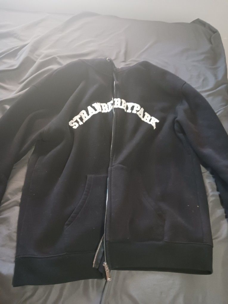 Strawberry park Hoodie