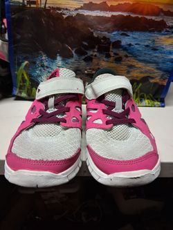 Nike free run 2  youth  size 2.5