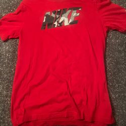 Nike Red Graphic Tee Shirt Size Large 