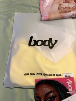 BODY BY RAVEN SKORT SET SIZE LARGE