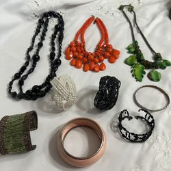 Lot Of 9 PIECES OF VINTAGE COSTUME JEWELRY SEED PEARLS BLACK Jet