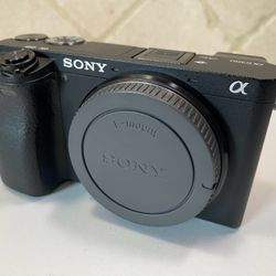 Sony A6300 4K Mirrorless Camera Body - NO TRADES PLEASE -