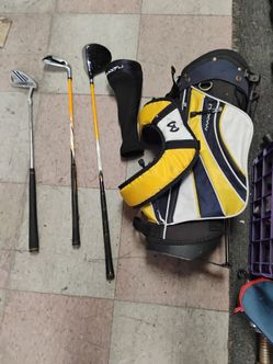 Kids golf set with bag
