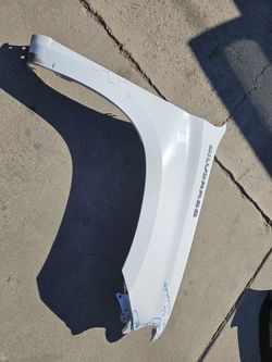 Chevy Silverado 1500 right fender oem
