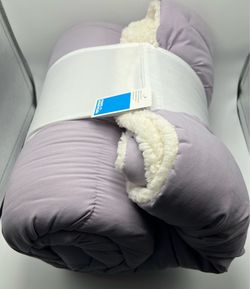 Room Essentials T/TXL Comforter NWT
