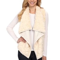 KUT from the Kloth Faux fur vest (M)