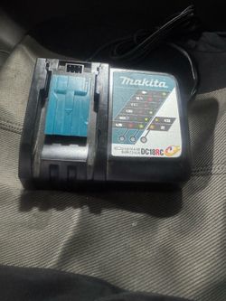 Makita charger