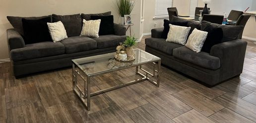 Couches gray