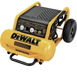 NEW DEWALT 4.5 Gal. Portable  Electric Air Compressor D55146 