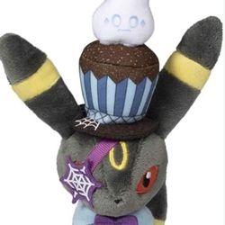 Pokémon Center: Eerie Delights Team Treat Umbreon Poké Plushie Key Chain New In Packaging