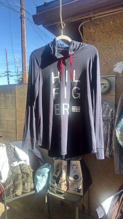 Tommy Hilfiger Shirt Size Large