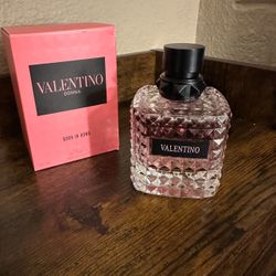 Valentino Perfume
