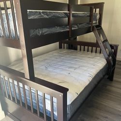 Litera Twin Y Full Size Nueva En Su Caja Incluye Colchones