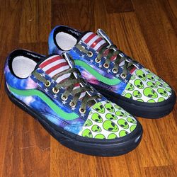Vans (Custom) Alien/Galaxy Youth Shoes Size 6