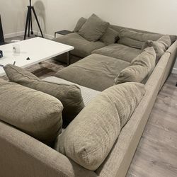 Sectional Couch 