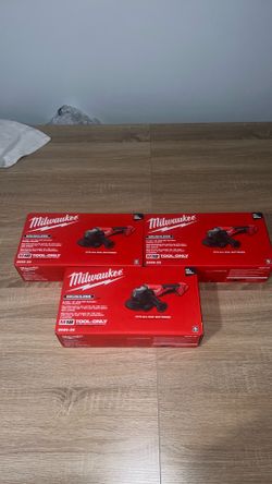 Milwaukee 2686-20 M18 Brushless Angle Grinder with paddle switch 4-1/2"/5" Tool Only