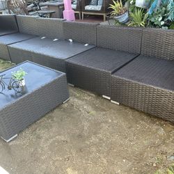 Patio Furniture In Very Good Condition In Perris Ca