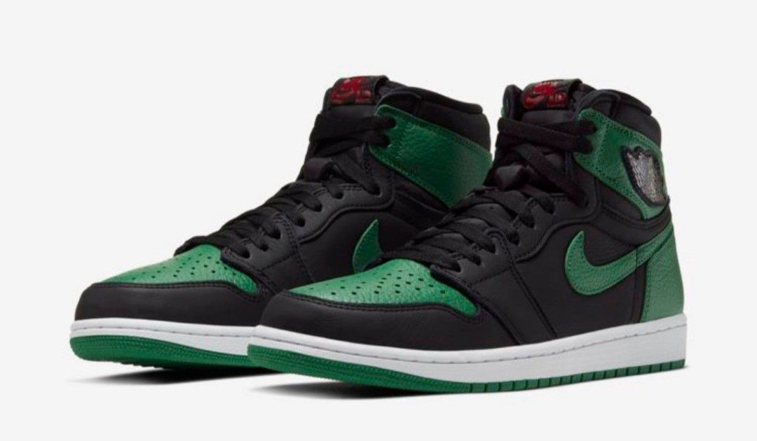 Air Jordan 1 Retro High OG Pine Green 2020 Size 11.5. Condition is New with box. 100% authentic