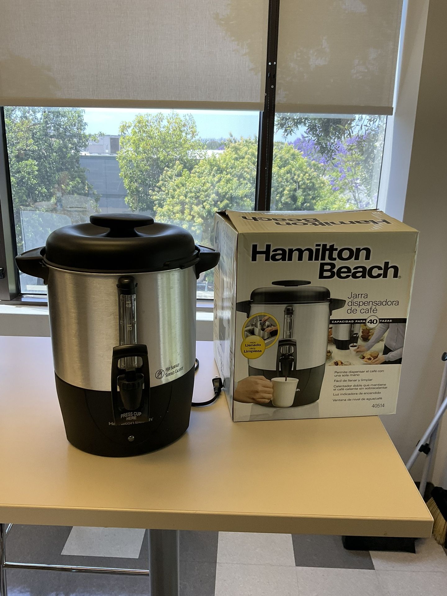 Coffee Dispensing Hot Pot URN Hot Water Dispenser (HAMILTON BEACH)