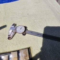 Dial Calipers- Mitsotoyo