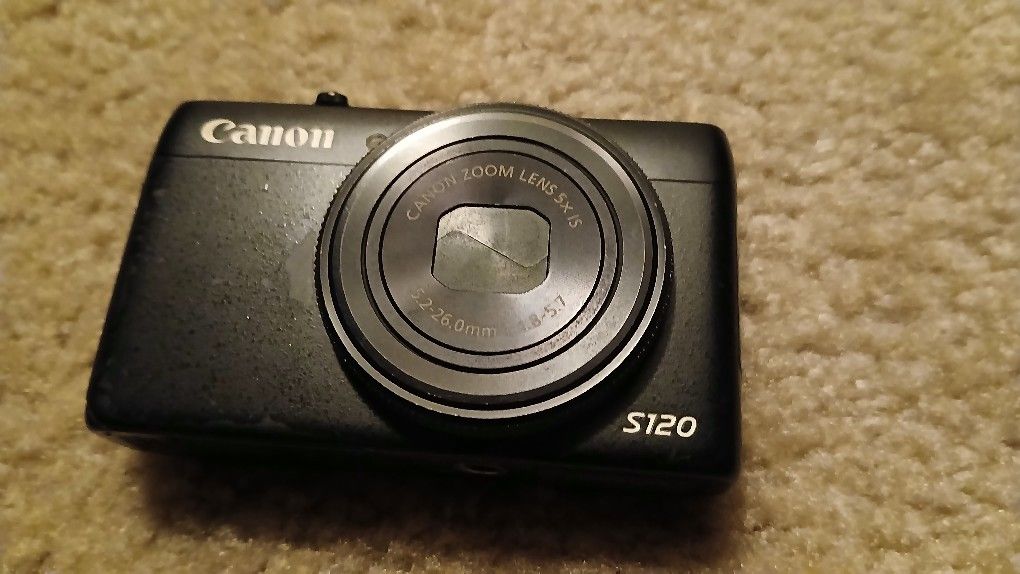 Canon PowerShot S120 Camera