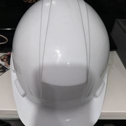 White Hard Hat 