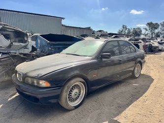 2000 BMW 528i PARTS ONLY