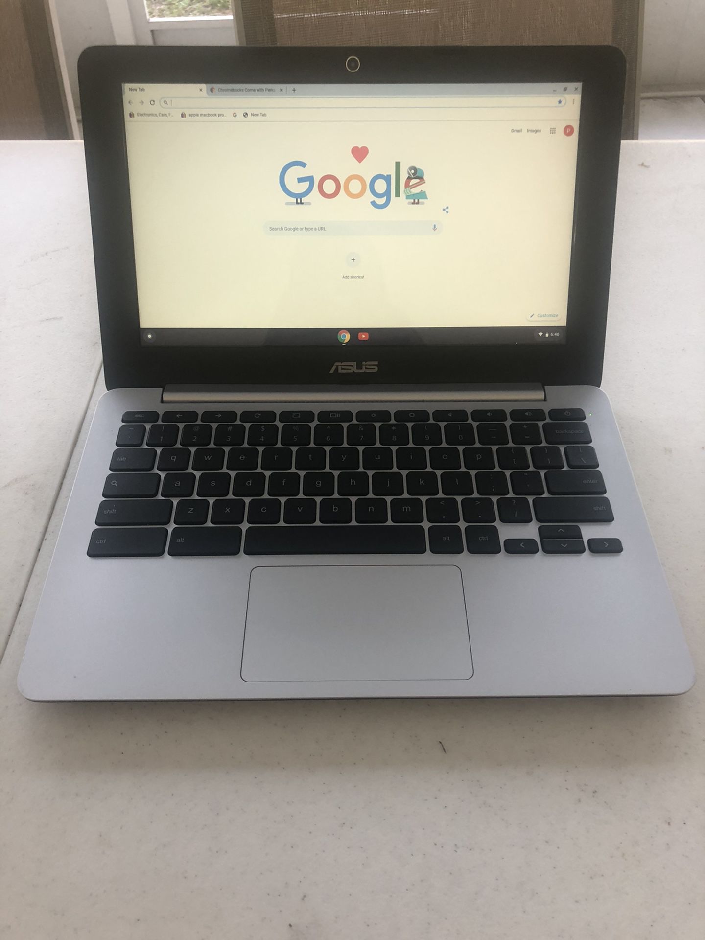 Asus Chromebook/laptop - clean, great shape!
