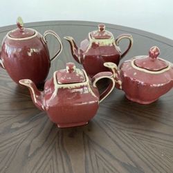 Set Of Tea Pots