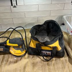 Dewalt Orbital Sander With Bag- Like New
