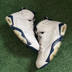 Jordan 6 Midnight Navy Size 8 Men’s 