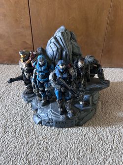 Limited Edition 2010 Halo Reach Noble Team Legendary Statue