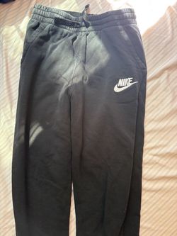 black nike sweatpants