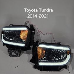 Toyota Tundra 2014-2021 Headlights 