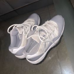Jordan 11 grey