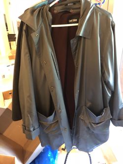Ladies raincoat Carol Cohen m