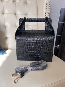 Box Handbag Black